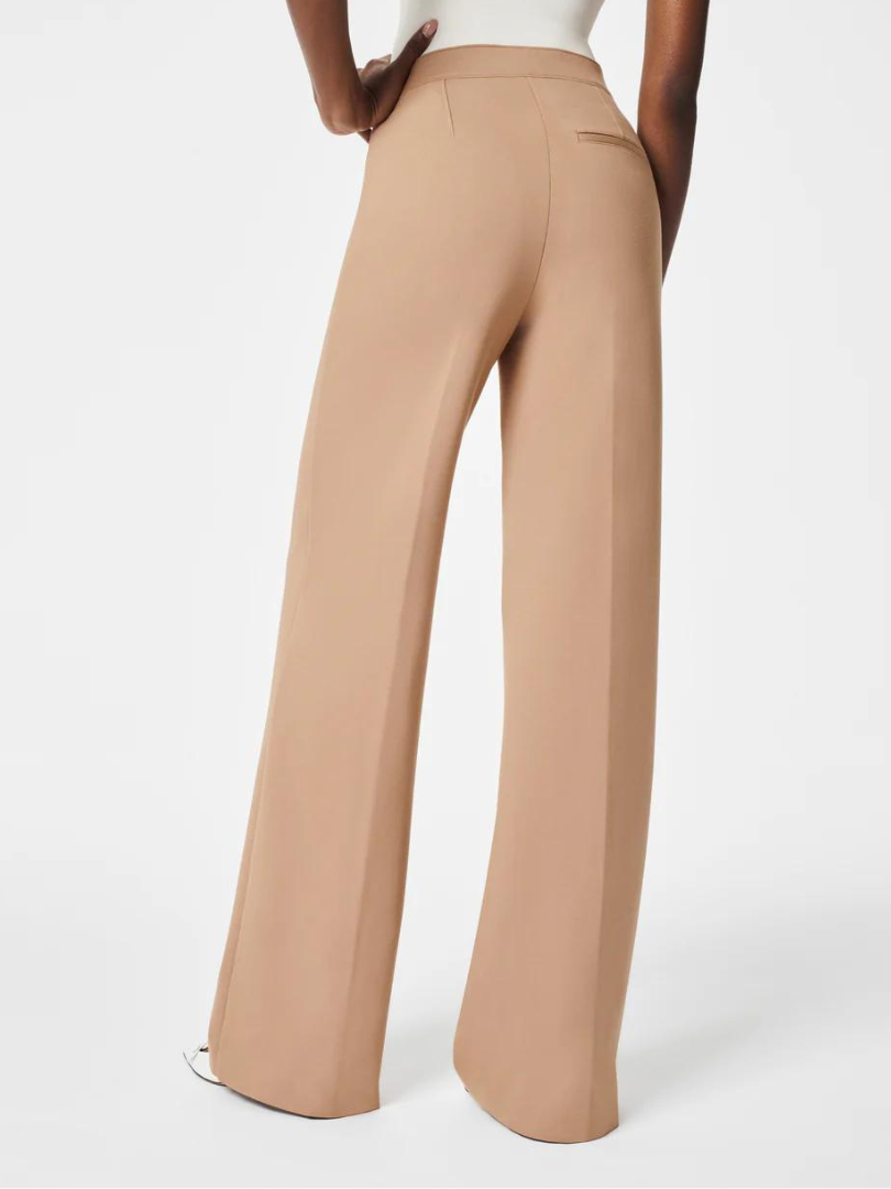 Pantalones FitCurve™ Elegantes y Con Relieve