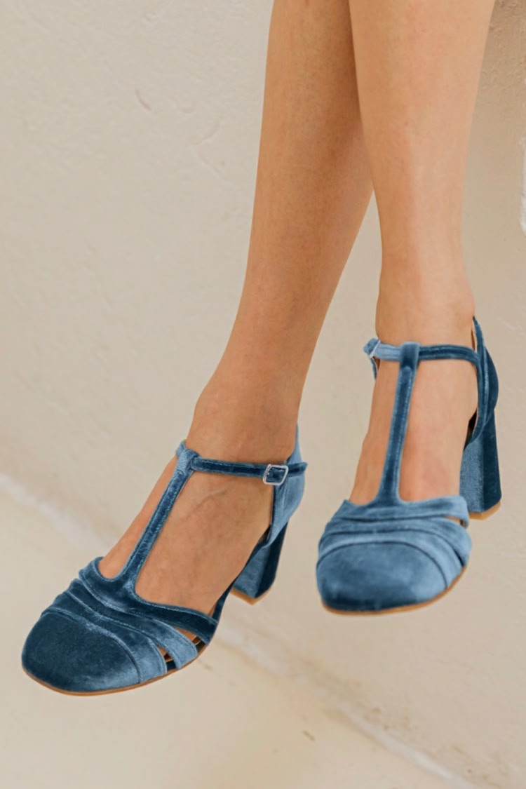 Perséfone - Zapato con tira en forma de T