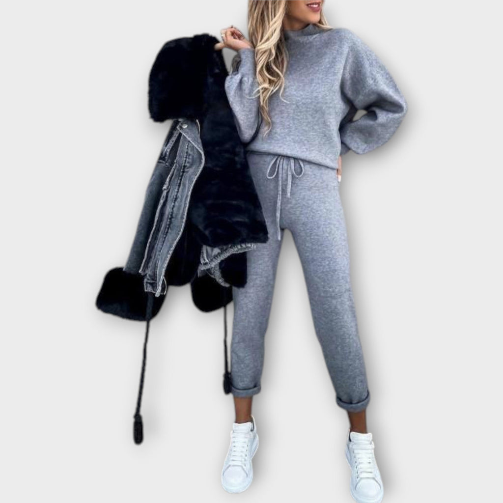 Conjunto con Ajuste Cómodo y Elegancia Atemporal