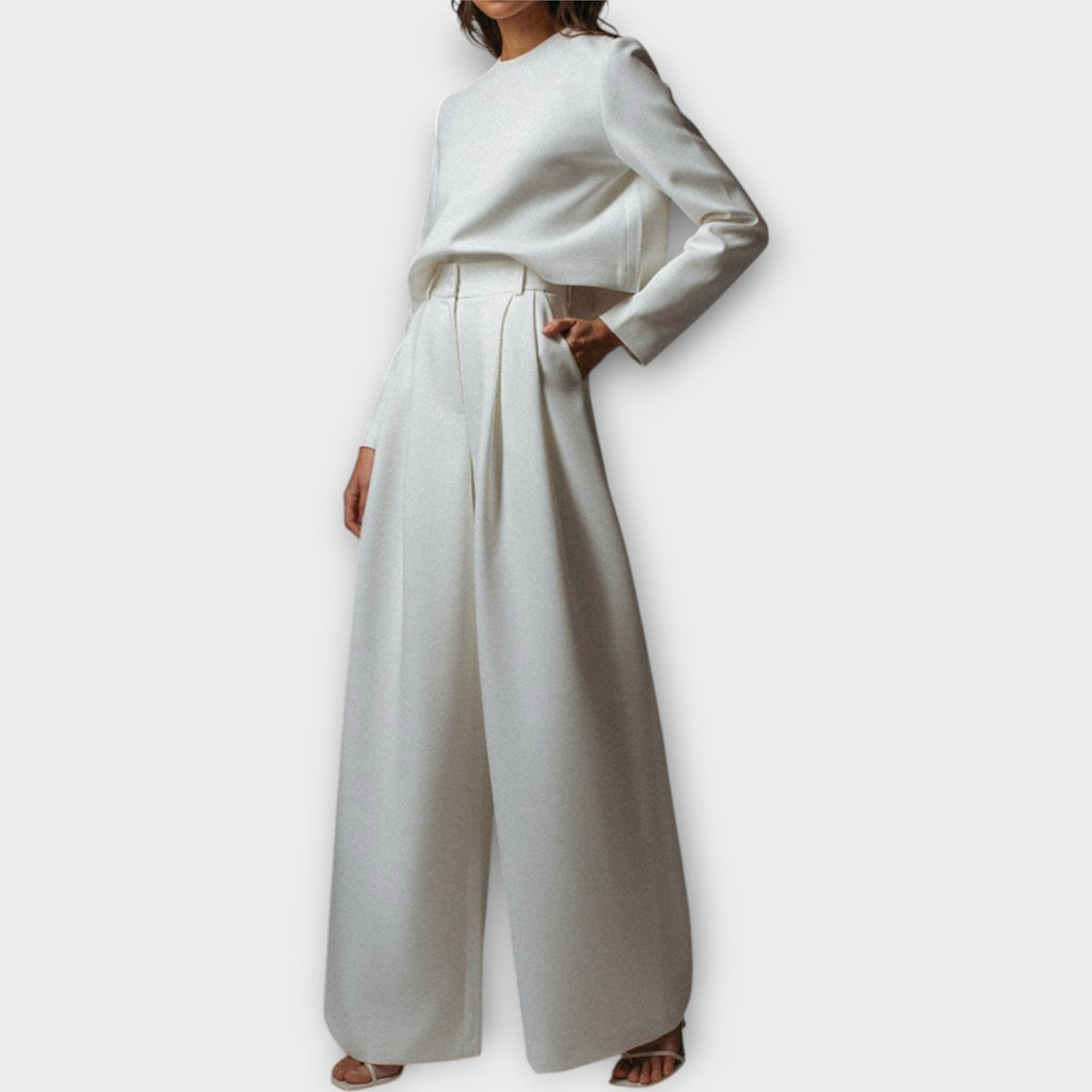 Conjunto con Elegante Sencillez y Estilo Atemporal