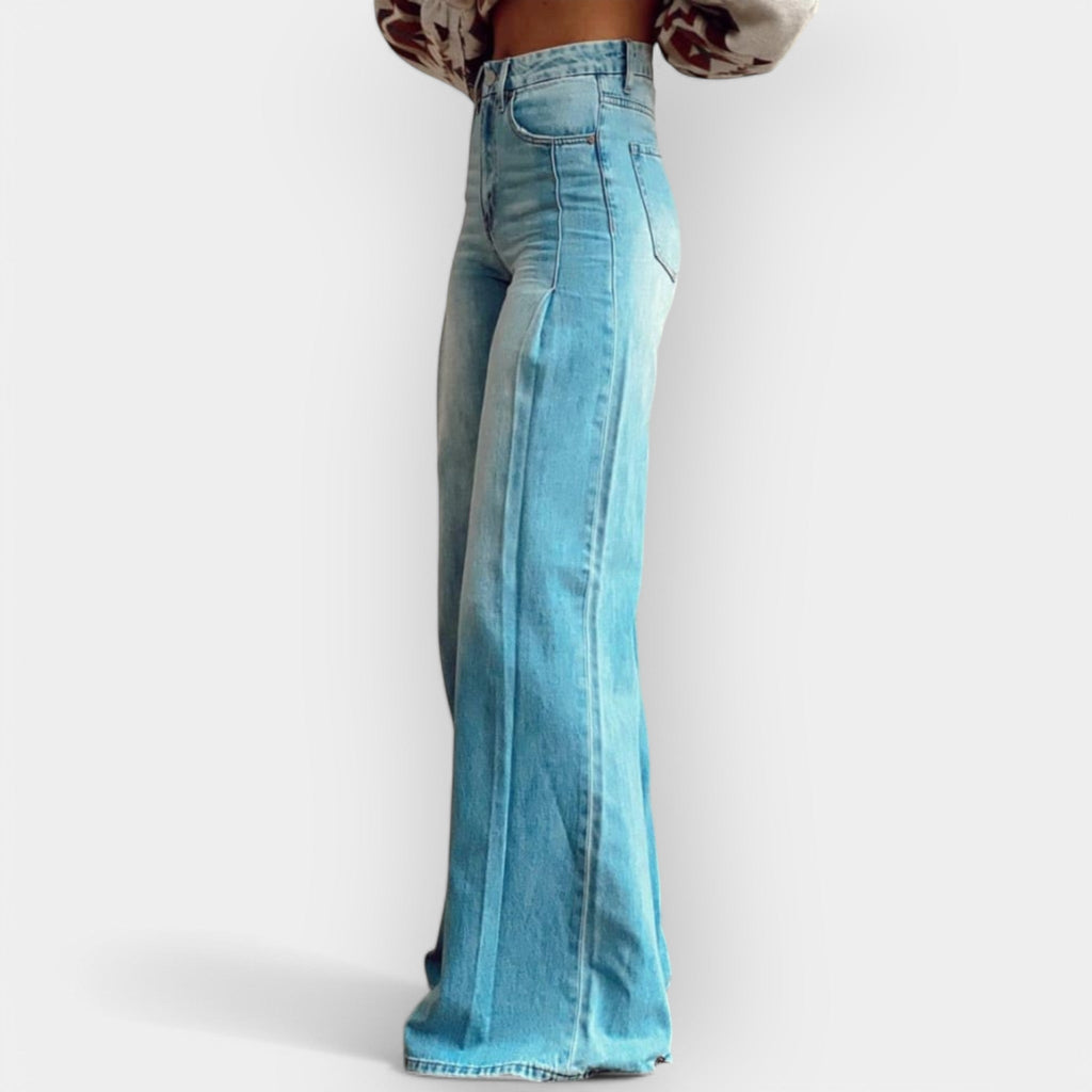 Pantalón Amplio con Diseño Flare