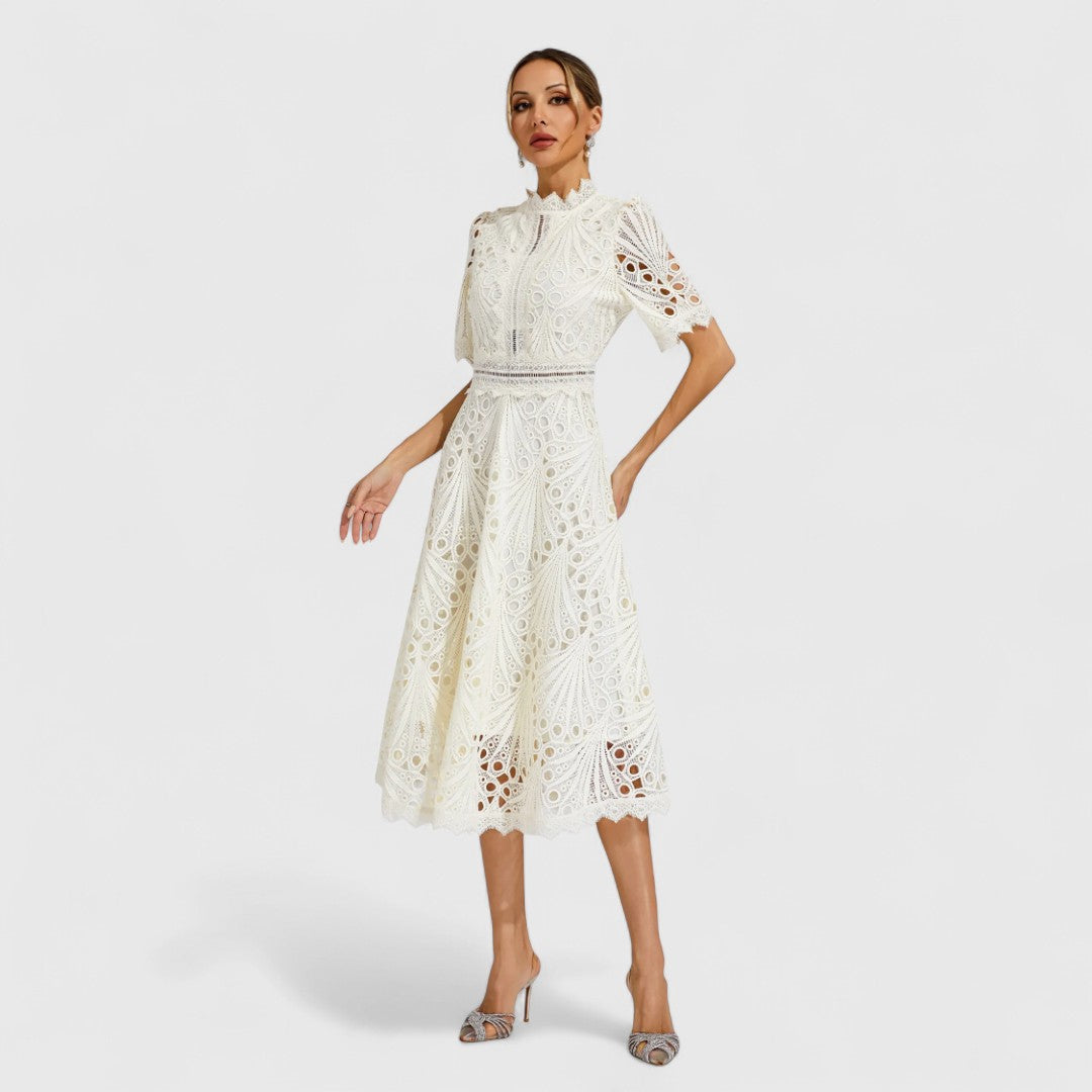 Lydia - elegante camisón de encaje para mujeres