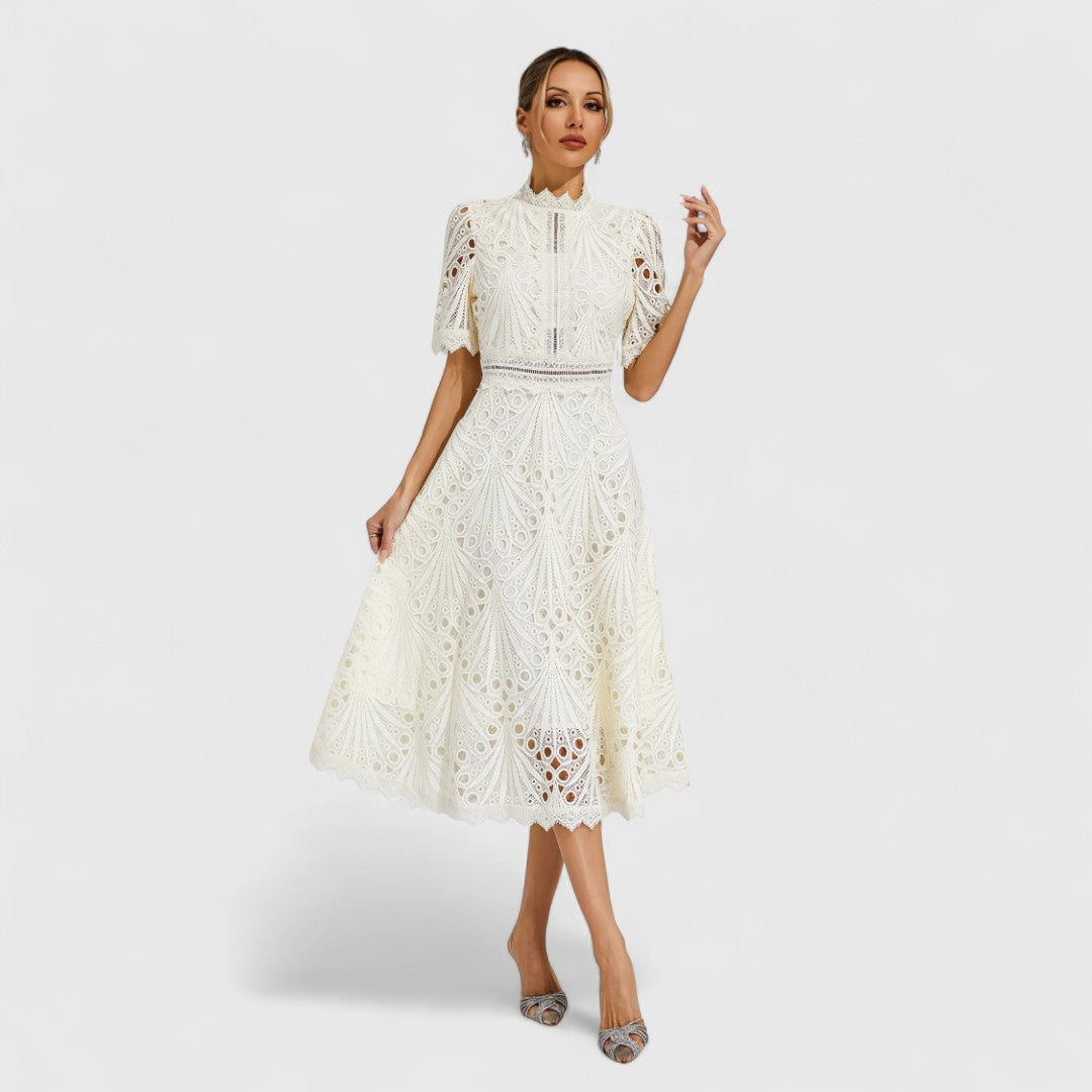 Lydia - elegante camisón de encaje para mujeres