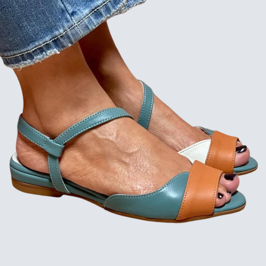 Colora - Sandalias con tira en el tobillo en color colorido