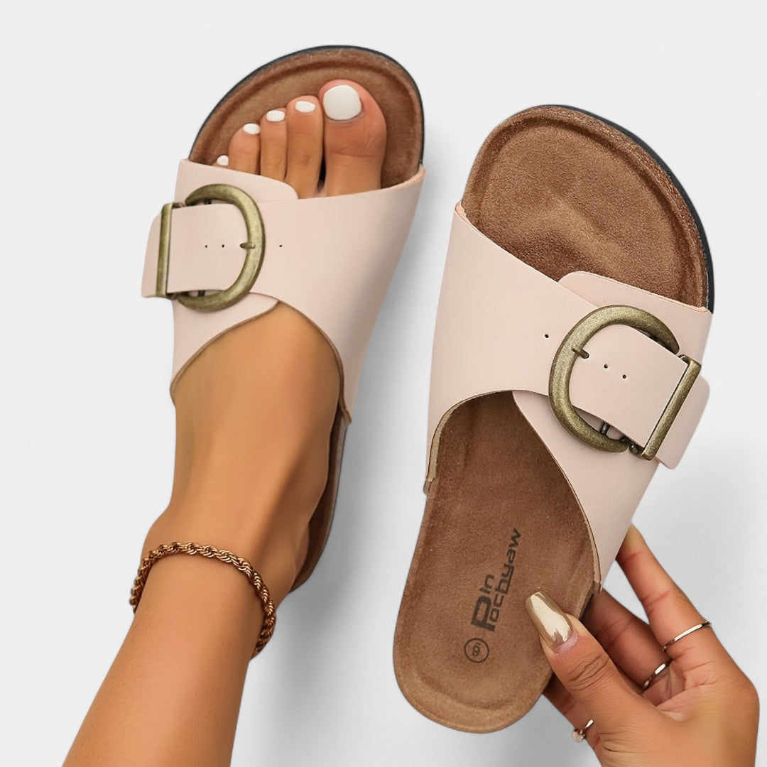 Lukía - Elegantes sandalias de verano de corcho con hebillas