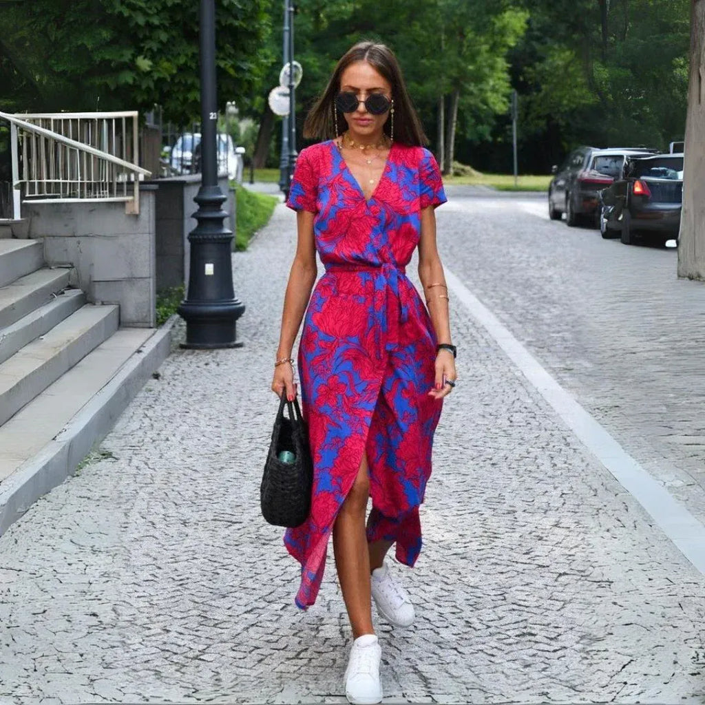 YARA | Vestido elegante con línea cruzada y ajuste favorecedor